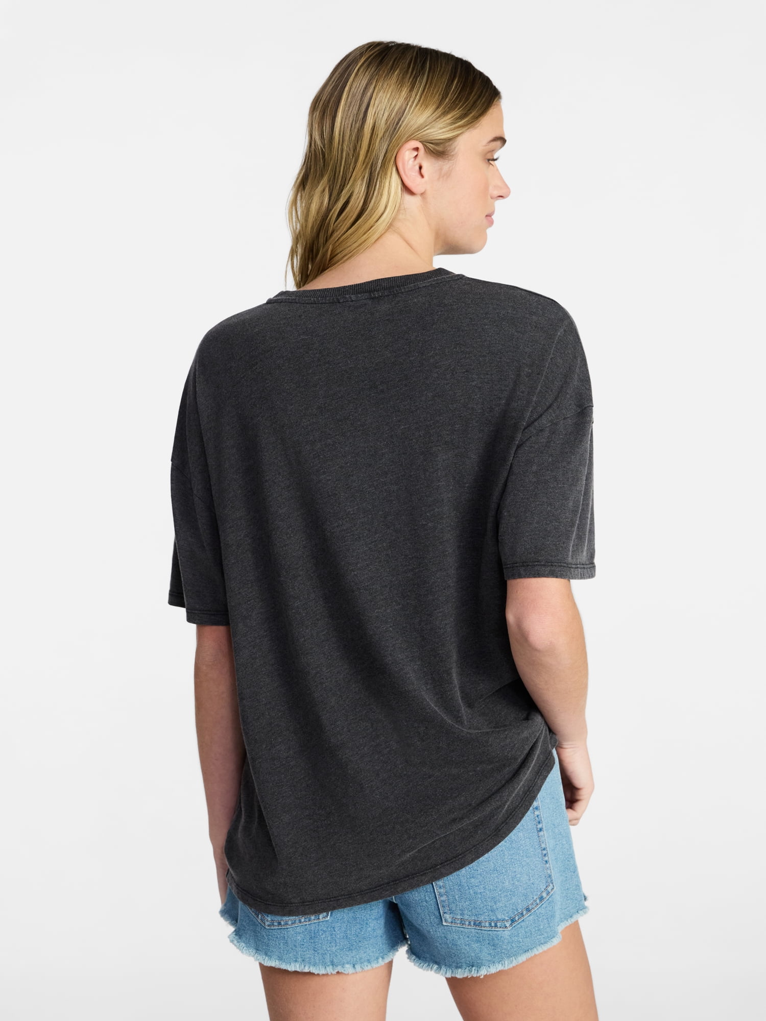 No Boundaries Washed Graphic Boyfriend Tee, Women's and Women's Plus