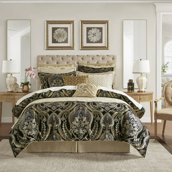 4 PCS Queen Comforter Set