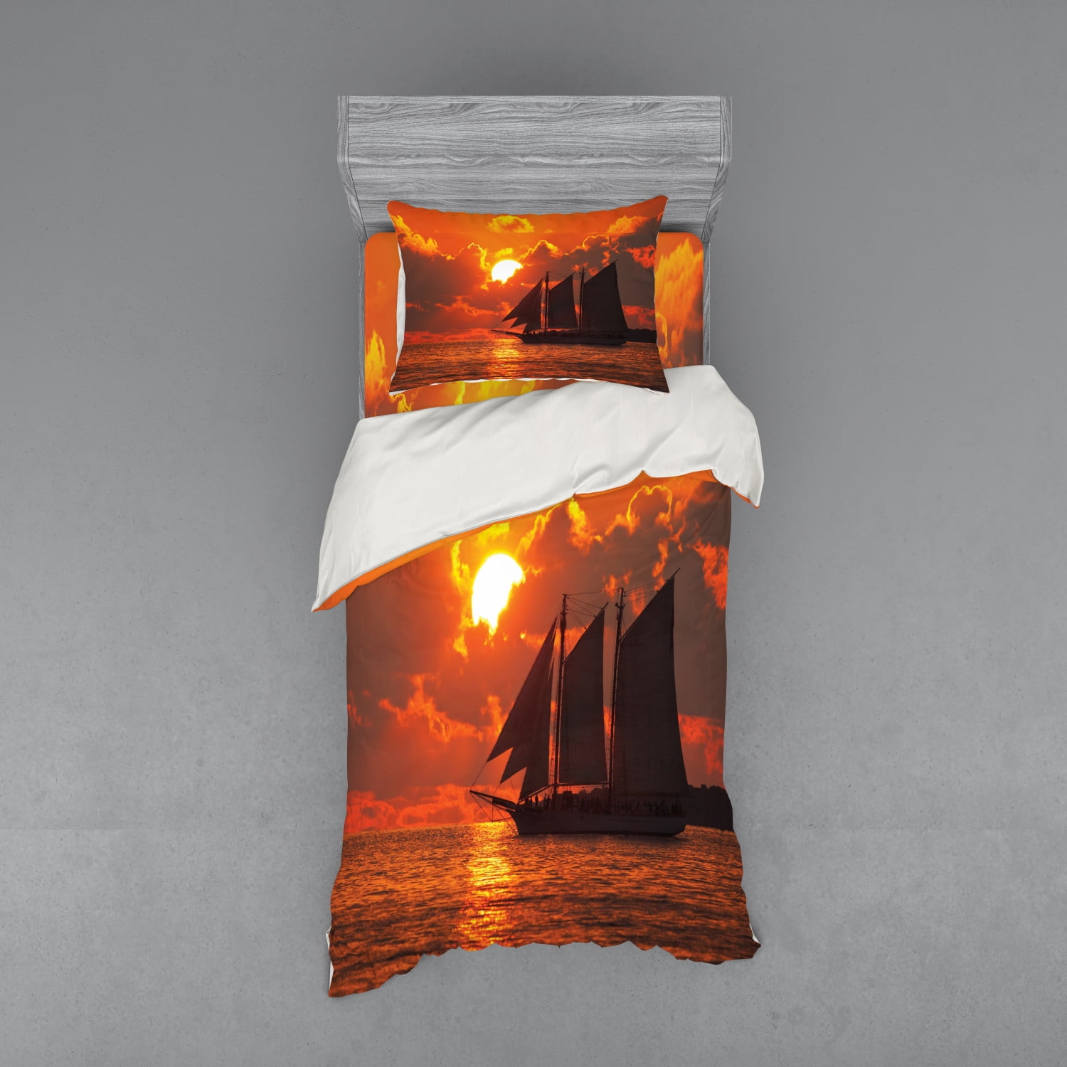 Sailboat Duvet Cover Set, Boat Sailing in Front of Sunset in Key West