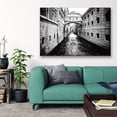 thumbnail image 2 of Cuadro Canva Pixtreats listo para Colgar tipo galería Venecia en Blanco y Negro 40X60 cm, 2 of 4