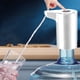 thumbnail image 1 of Bomba dispensadora de agua automática para botellas de 2 a 5 galones | Bomba de agua eléctrica portátil recargable por USB con manguera y cable | Para uso en casa, oficina y camping, 1 of 7