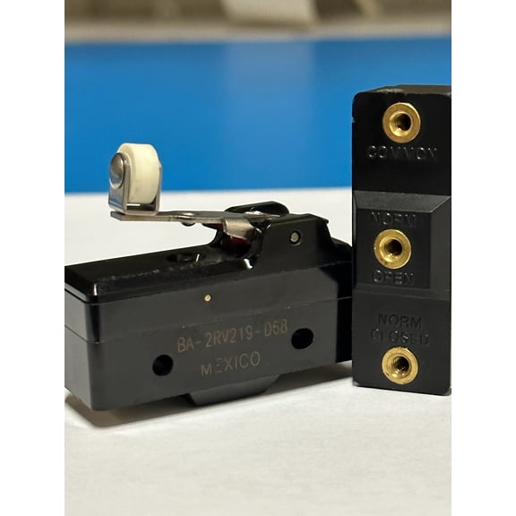 BA-2RV219-D68 Basic Snap Action Switches SPDT 20A 250Vac Cross Roller Lever