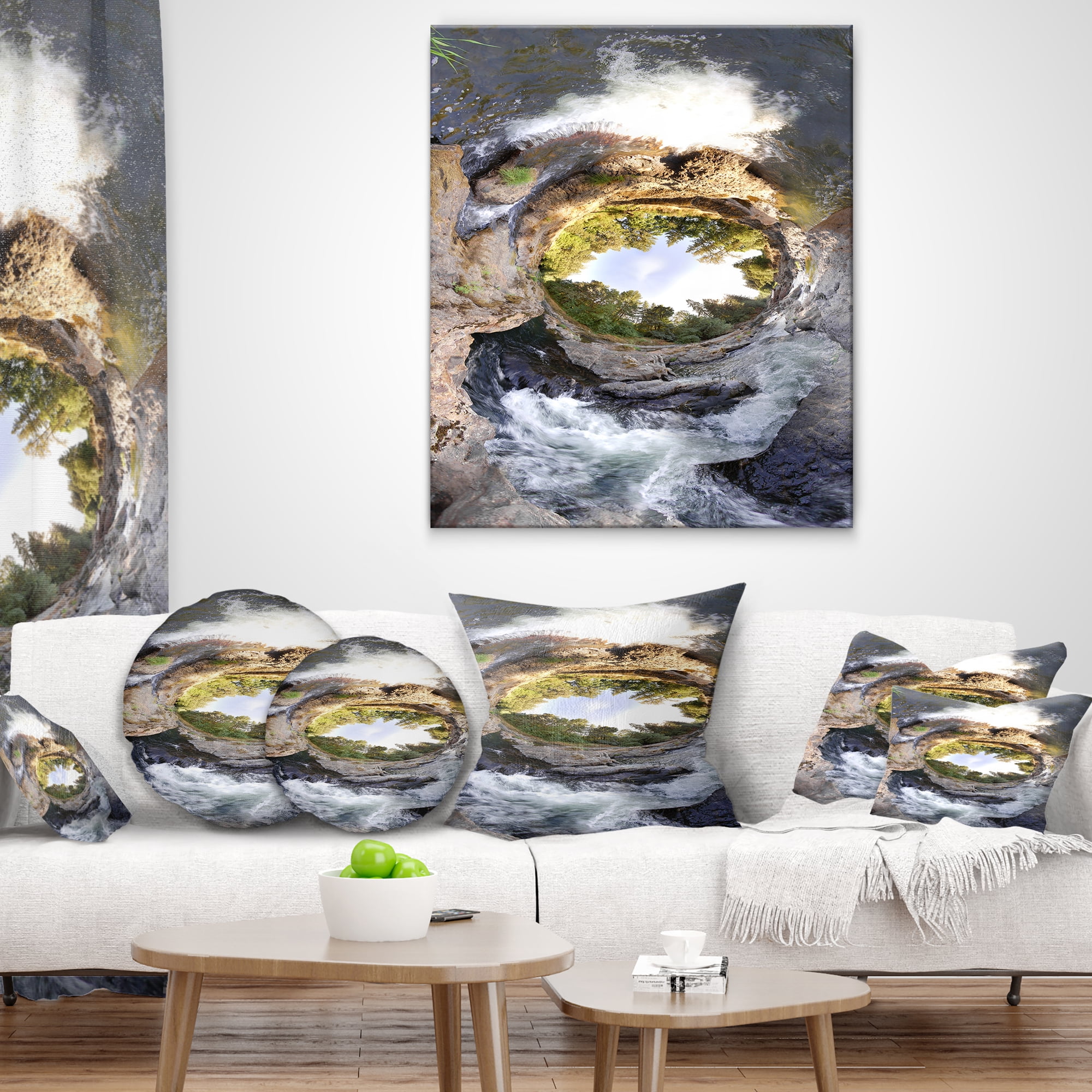 Designart Wild River Tube - Landscape Photography Throw Pillow - 18x18