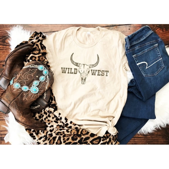 Boho Cow Skull Sweatshirt, Longhorn Shirt, Wild West Shirt, Outdoor Sweatshirt, Wild West Sweatshirt, Cowboy Shirt, Country Music Shirt