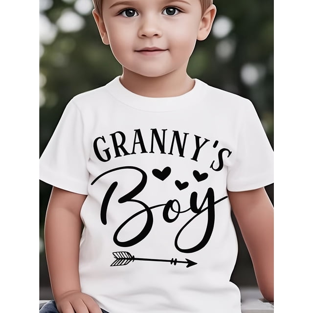 Boys' "Grandma's Boy" Graphic T-Shirt - 100% Cotton Casual Short Sleeve Tee with Heart & Arrow Design, Black & White Letter Print, Regular Fit for Spring Summer Fall