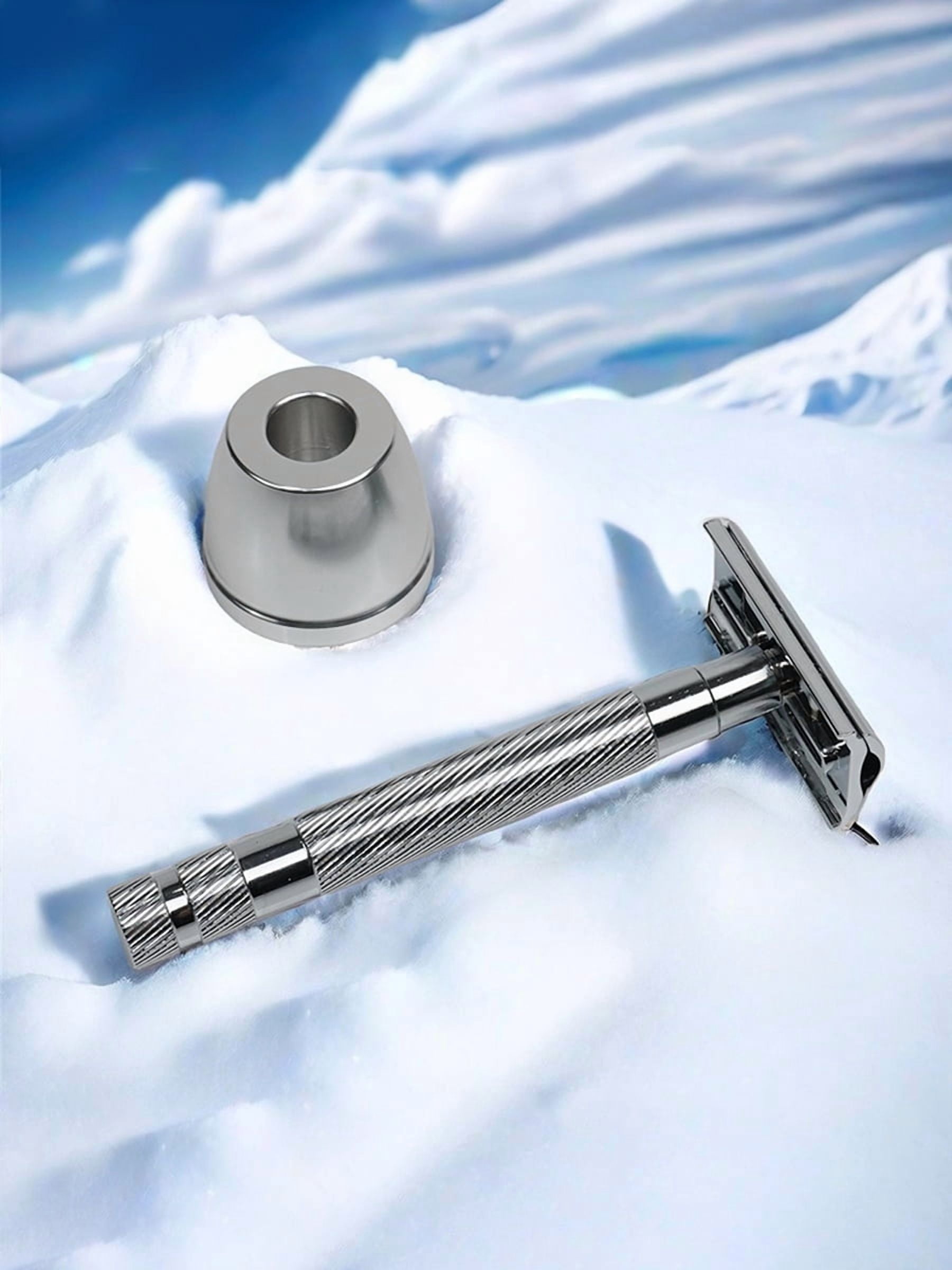 Waysh Classic Double Edge Safety Razor Gift Set for Men with Knurled Non-Slip Handle, Includes Stand & 20 Blades, Chrome Silver
