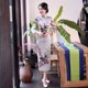 thumbnail image 1 of Cheongsam largo de satén con estampado de agujeros multicolor de otoño, talla grande, estilo retro, ajustado, para banquetes, pasarela, 1 of 6