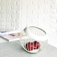 thumbnail image 2 of Frutero de alambre de metal, resistente cesta para frutas, soporte para frutas, almacenamiento de refrigerios, cuenco decorativo para centro de mesa para cocina moderna, encimera, sala de estar, 2 of 7