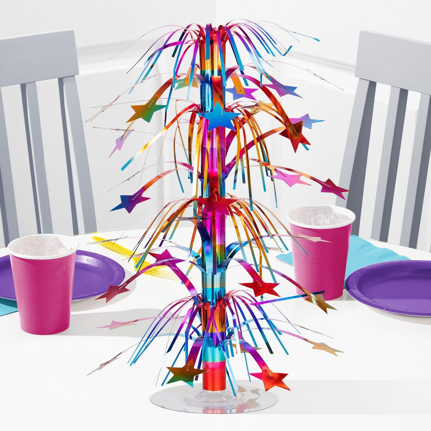 Centre de table étoilé en papier d'aluminium couleurs en arc en ciel