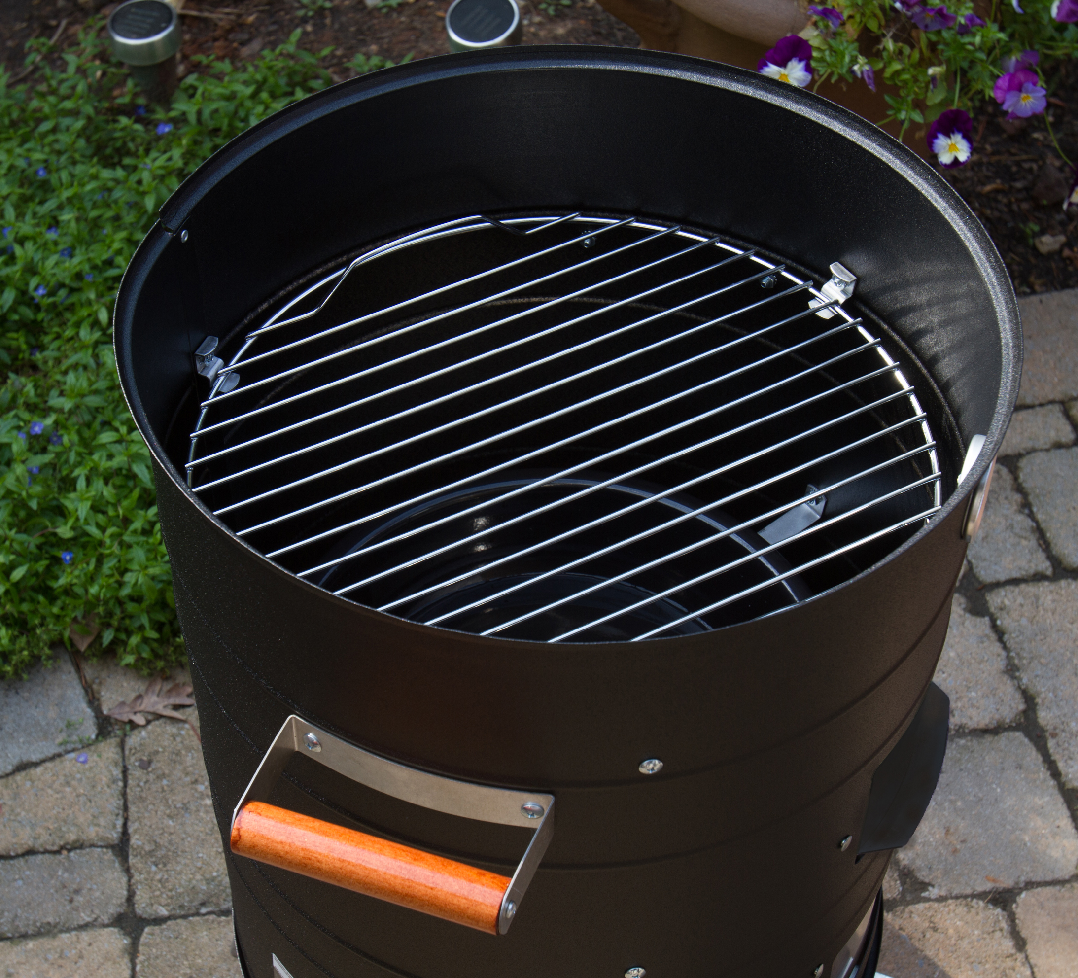 Americana Charcoal Water Smoker with 2 Levels of Cooking - image 4 of 7
