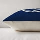thumbnail image 3 of Fundas de almohada para exteriores, juego de 4 en azul marino y blanco, cremallera oculta, estampado de dalias en azul polvoriento por ambos lados, aptas para decoración de interiores y uso en, 3 of 6