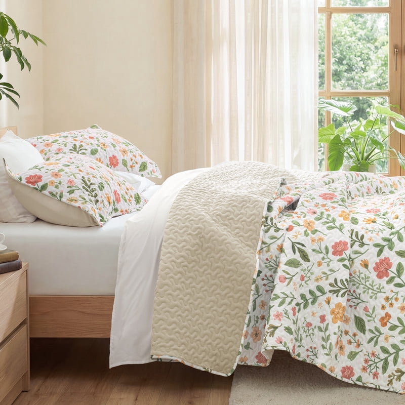 Exclusivo Mezcla Floral Quilts Queen Size, White Queen Quilt Bedding Set with Cottagecore Botanical Pattern, Reversible Lightweight Bedspreads Coverlets (92"x96")