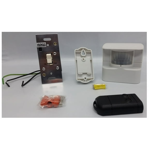 Carlton Automatic Lighting Motion-Activated Wall Switch with Remote HS3655