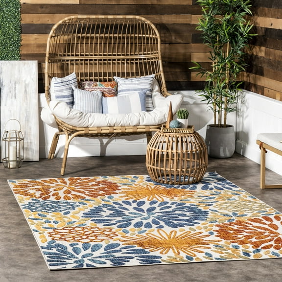 nuLOOM Monique Floral Indoor/Outdoor Blue 6' 7" x 9' Modern Area Rug