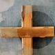 thumbnail image 3 of Cruz de Madera de Olivo de Borde Ondulado de 7.5" de Tierra Santa, 3 of 3