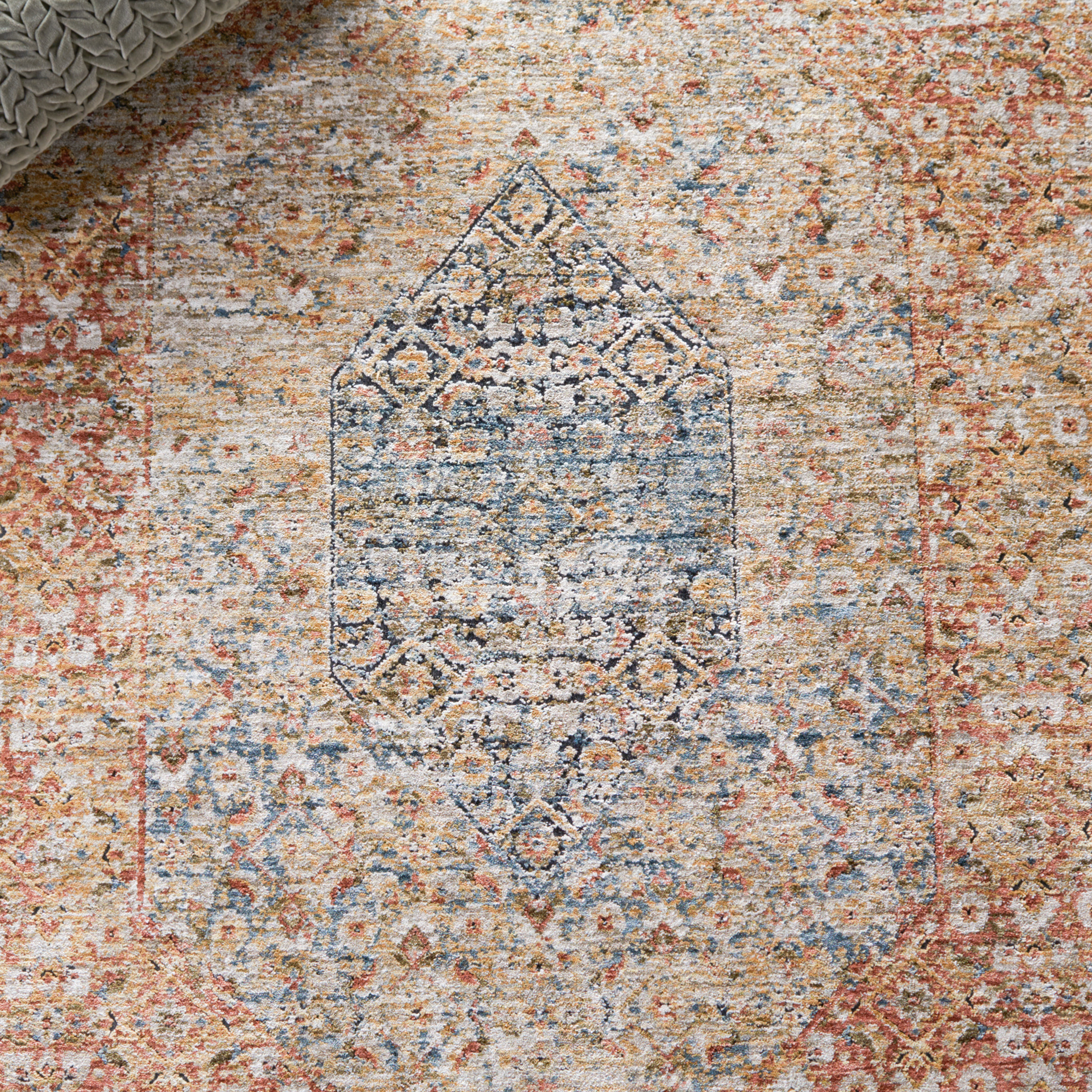 SAFAVIEH Silverado Damjana Medallion Polyester Area Rug, Blue/Rust, 9' x 12'