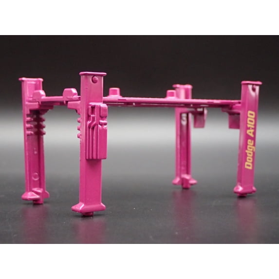 Open Box DODGE A100 1:64 SCALE AUTO SHOP MECHANIC GARAGE 4 POST CAR LIFT DIECAST MODEL
