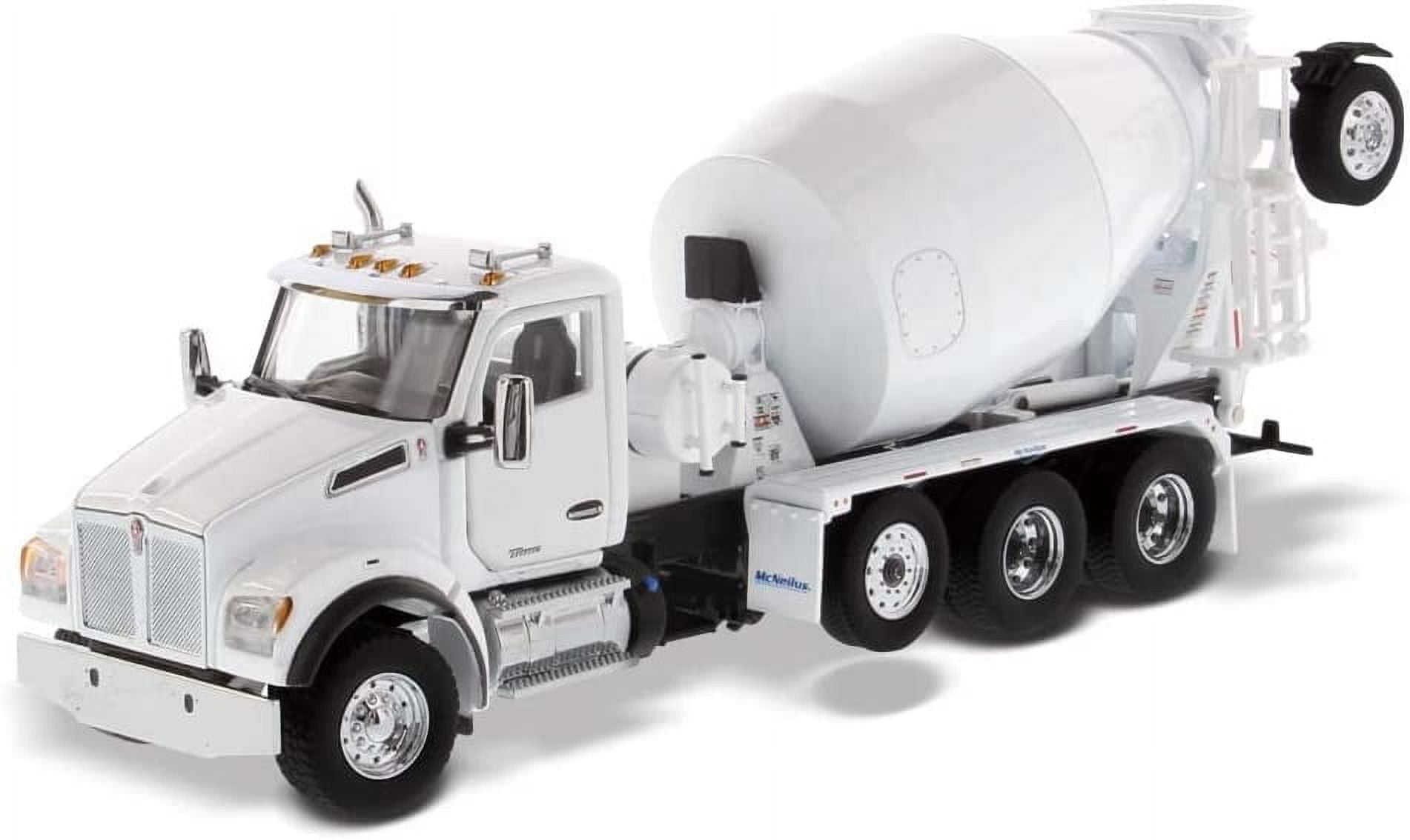 Road Kings Kenworth W900 Tractor Truck Smokey the Bandit Road Kings Kenworth W900 Tractor Truck Smokey the Bandit
