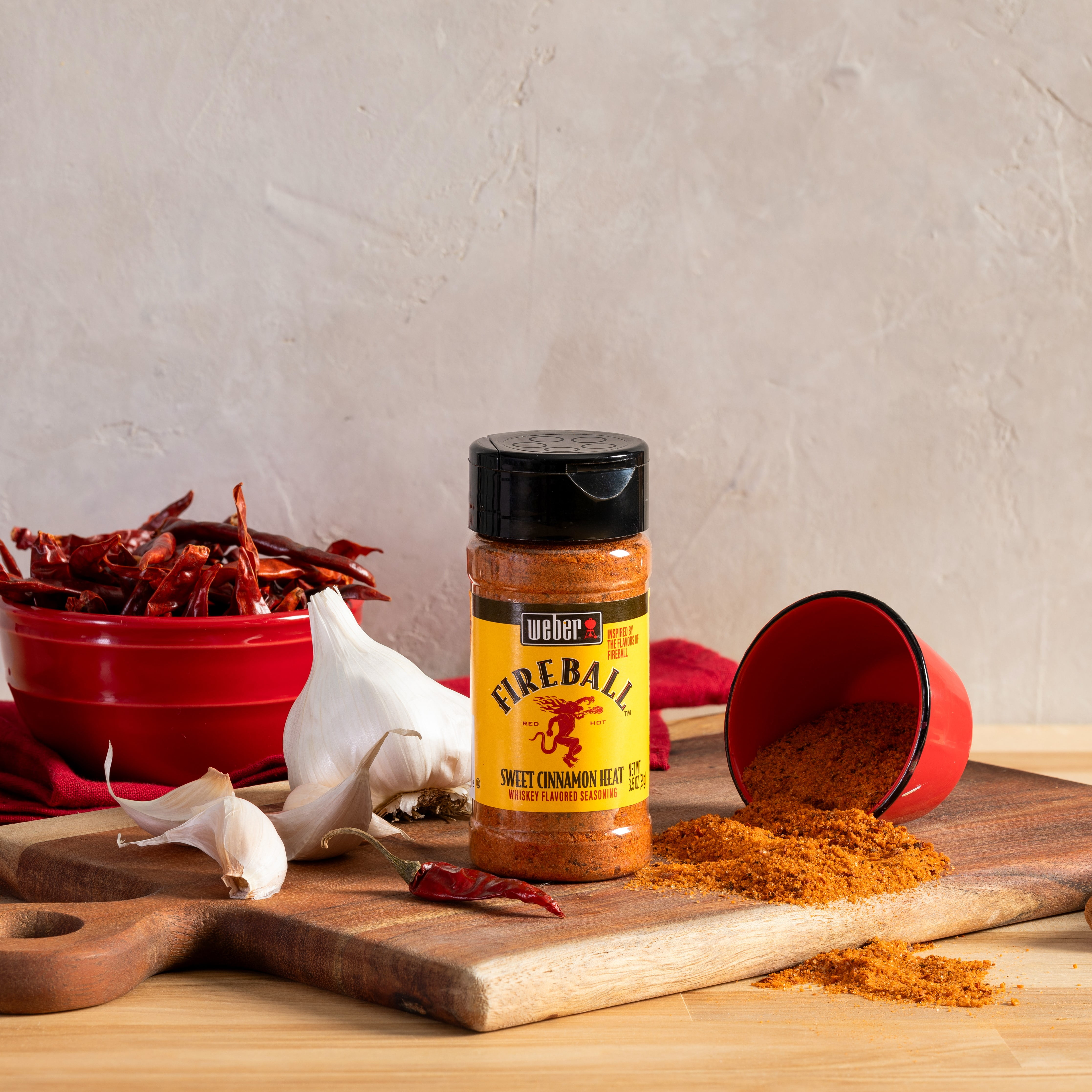 (6 pack) Weber Fireball Sweet Cinnamon Heat Whiskey Flavored Seasoning, 6.5 oz