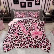 Homewish Cheetah Print Letter Bedding Comforter Set, Pink Bowknot Monogrammed M Twin Comforter Sets, Modern Fashion Style Reversible Bedding Set, Luxury Bedroom Decor, 2 Pieces