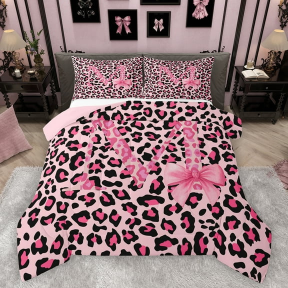 Homewish Cheetah Print Letter Bedding Comforter Set, Pink Bowknot Monogrammed M Twin Comforter Sets, Modern Fashion Style Reversible Bedding Set, Luxury Bedroom Decor, 2 Pieces