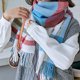 thumbnail image 4 of Bufanda de invierno, bufandas cálidas, accesorios para clima frío, bufandas con flecos, 4 of 5