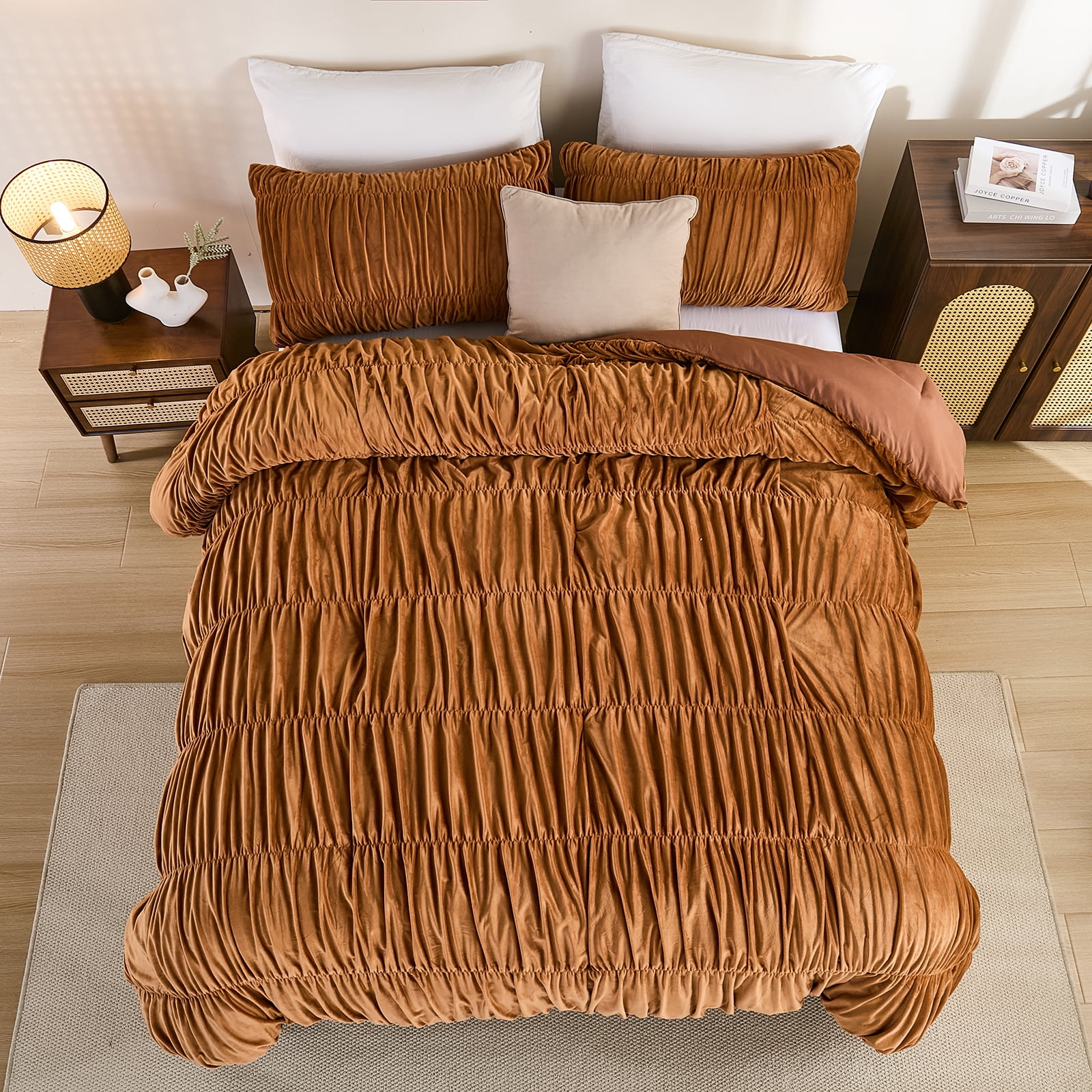 Luxury Velvet Comforter Set Queen Size,Boho Shabby Chic Ruched Bedding Comforter,Aesthetic Vintage Bedding Fluffy Ruffle Comforter Set,Ultra Soft Velvet Chenille Quilt Set,Vintage Ruffled Velvet Plus