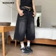 thumbnail image 3 of Pantalones cortos vaqueros holgados estilo Y2k para mujer, color negro, con pierna ancha, cintura alta, lavado oscuro, hasta la rodilla, informales, 3 of 6