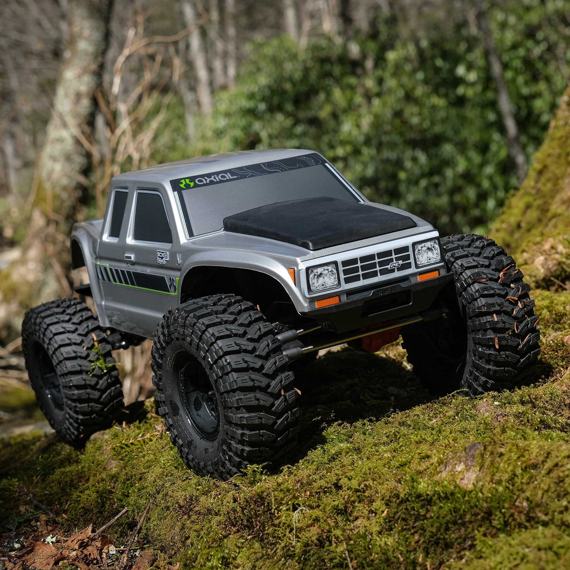 Axial 1/10 SCX10 III Coyote 4X4 RTR Brushed Rock Crawler Silver AXI-2036T1