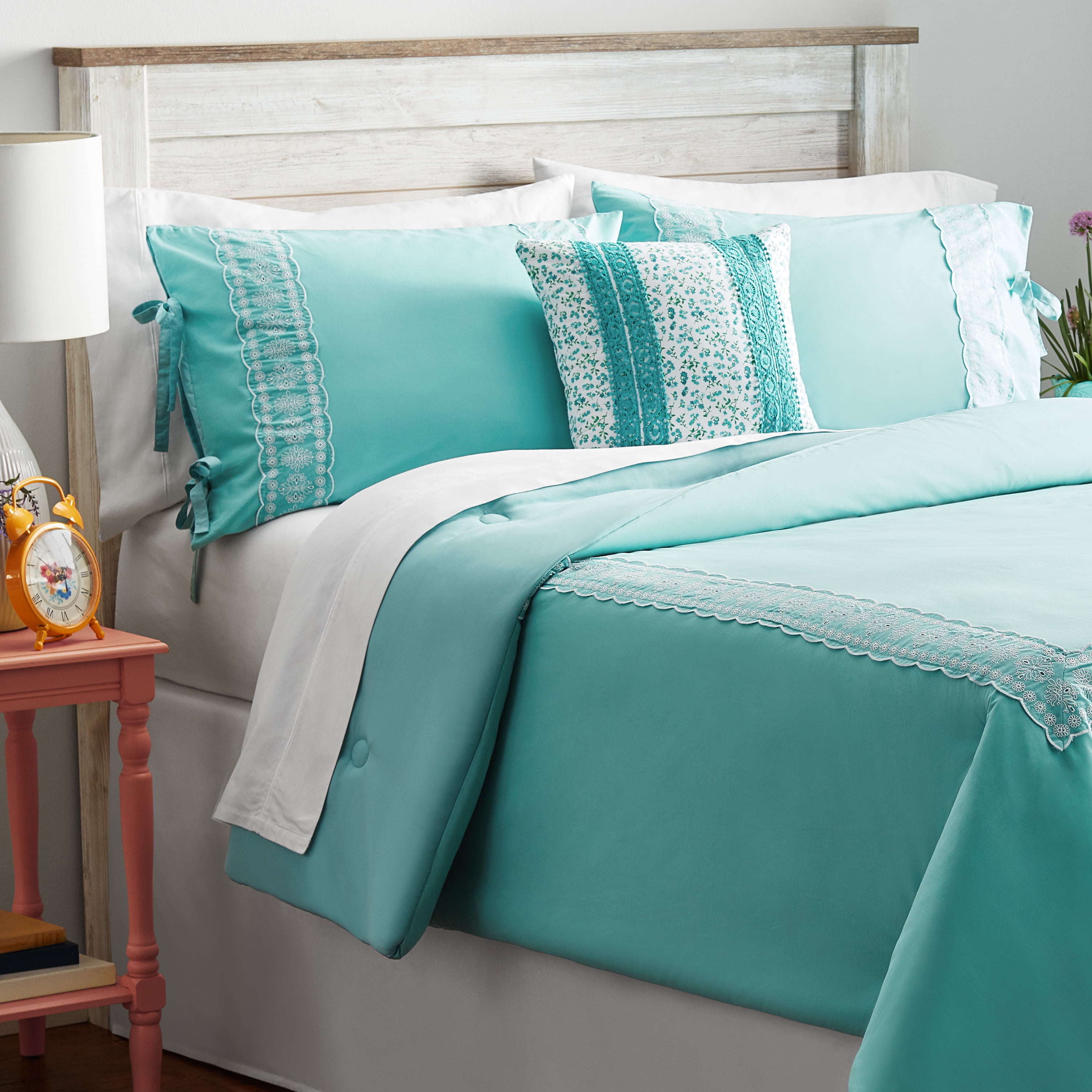 The Pioneer Woman Bedding at Walmart Where to Buy Ree Drummond s Bedding