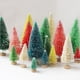 thumbnail image 4 of 8 piezas de mini pinos navideños artificiales de varios tamaños, árboles coloridos para adornos de escritorio para el hogar, decoración de mesa de fiesta de Navidad, 4 of 5