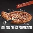 thumbnail image 3 of Pizza congelée à croûte à la main pour amateurs de viande de Red Baron, 805 g Red Baron Pizza congelée à croûte faite à la main pour amateurs de viande 805 grammes, 3 of 6