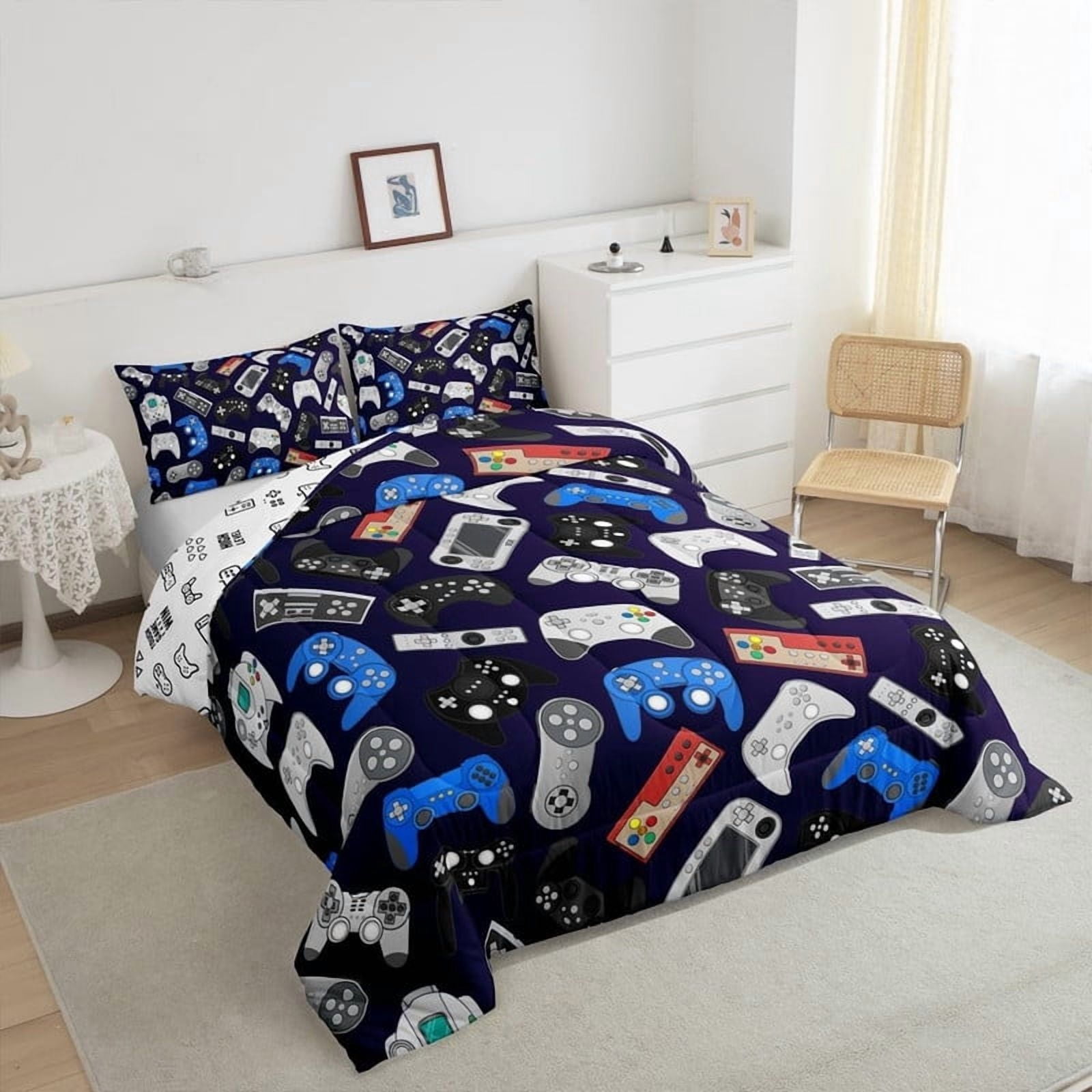 Gamer Comforter Set Full/Queen - Soft Lightweight Video Game Bedding for Boys, Girls, Teens - Modern Gaming Duvet Cover with Gamepad & Controller Design - Cool Gamer Room Decor for Kids & Teens