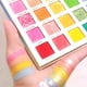 thumbnail image 4 of Sombra de ojos de 30 colores, brillo de perlas de coral arcoíris, lentejuelas mate, sombra de ojos de alto pigmento, fiesta y espectáculo de danza, 4 of 5