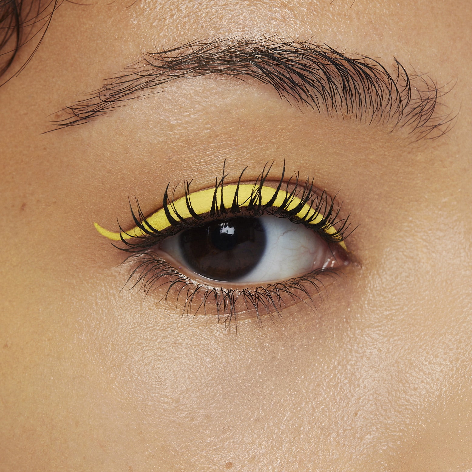 Yellow clearance liquid eyeliner