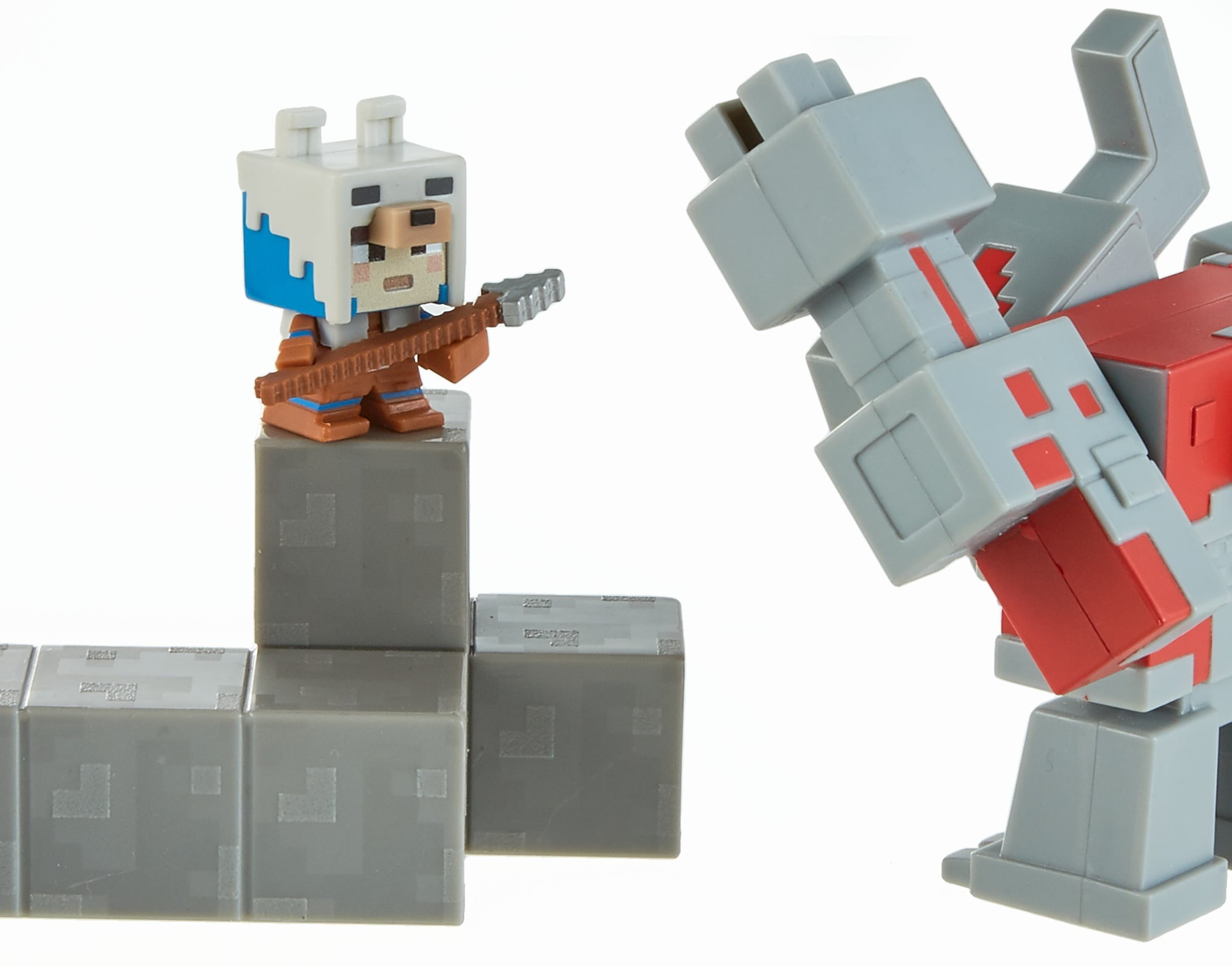 Minecraft Dungeons Mini Battle Box with Redstone Monstrosity, Valorie Character and Lava Set Piece
