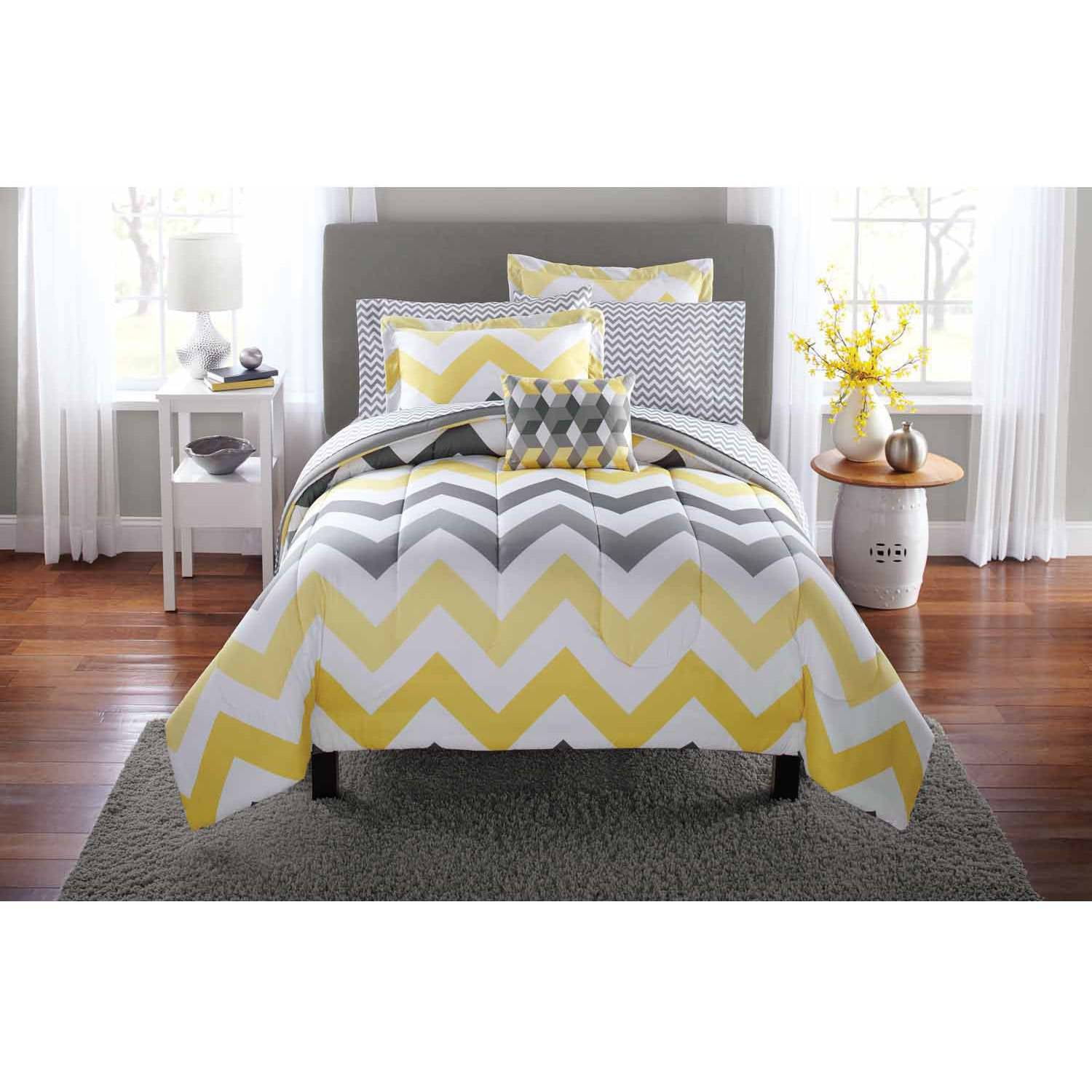 Mainstays Yellow Grey Chevron Bed In A Bag 6 Piece Bedding Comforter Set Twin Walmart Com Walmart Com