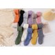 thumbnail image 5 of Xiao Hua Calcetines de felpa hasta la rodilla, suaves y largos, hasta el muslo, cálidos, pantuflas cómodas, calcetines de felpa - blancos, 1 par, 5 of 5