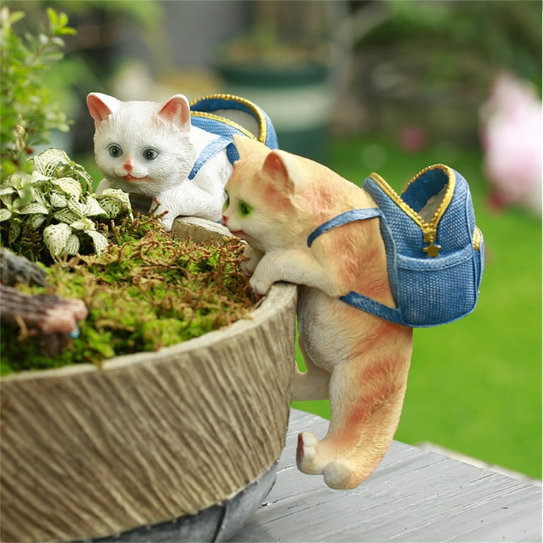 Tiny backpack for shop cat