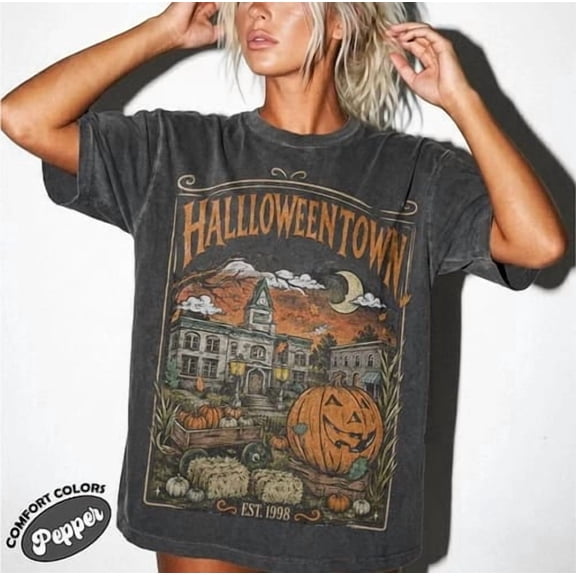 Vintage Halloween Town 1998 Pumpkin Spooky Season T-Shirt