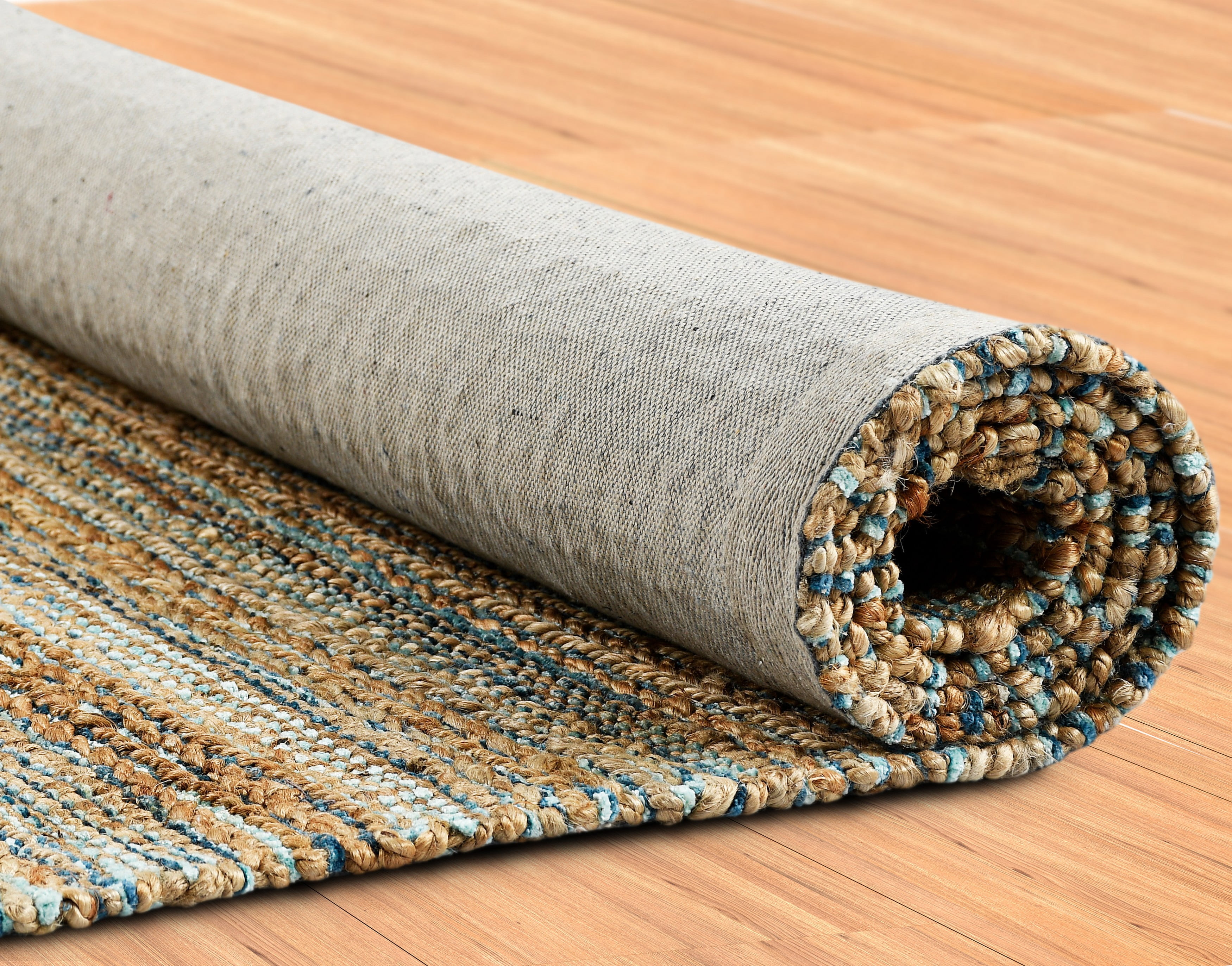 Desert Fields Contemporary Handwoven Natural Jute and Chenille Area Rug