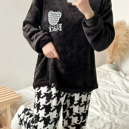 

Warm & Thermal Loungewear Pajamas Set Long Sleeve Pullover Tops With Pocket & Plaid Pattern Pants Women‘s Loungewear & Sleepwear