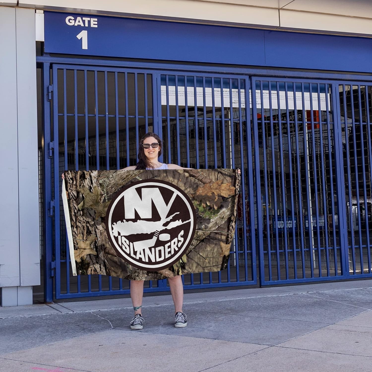 New York Hockey Islanders 3x5 Indoor Outdoor Camo Banner Flag with grommets for hanging