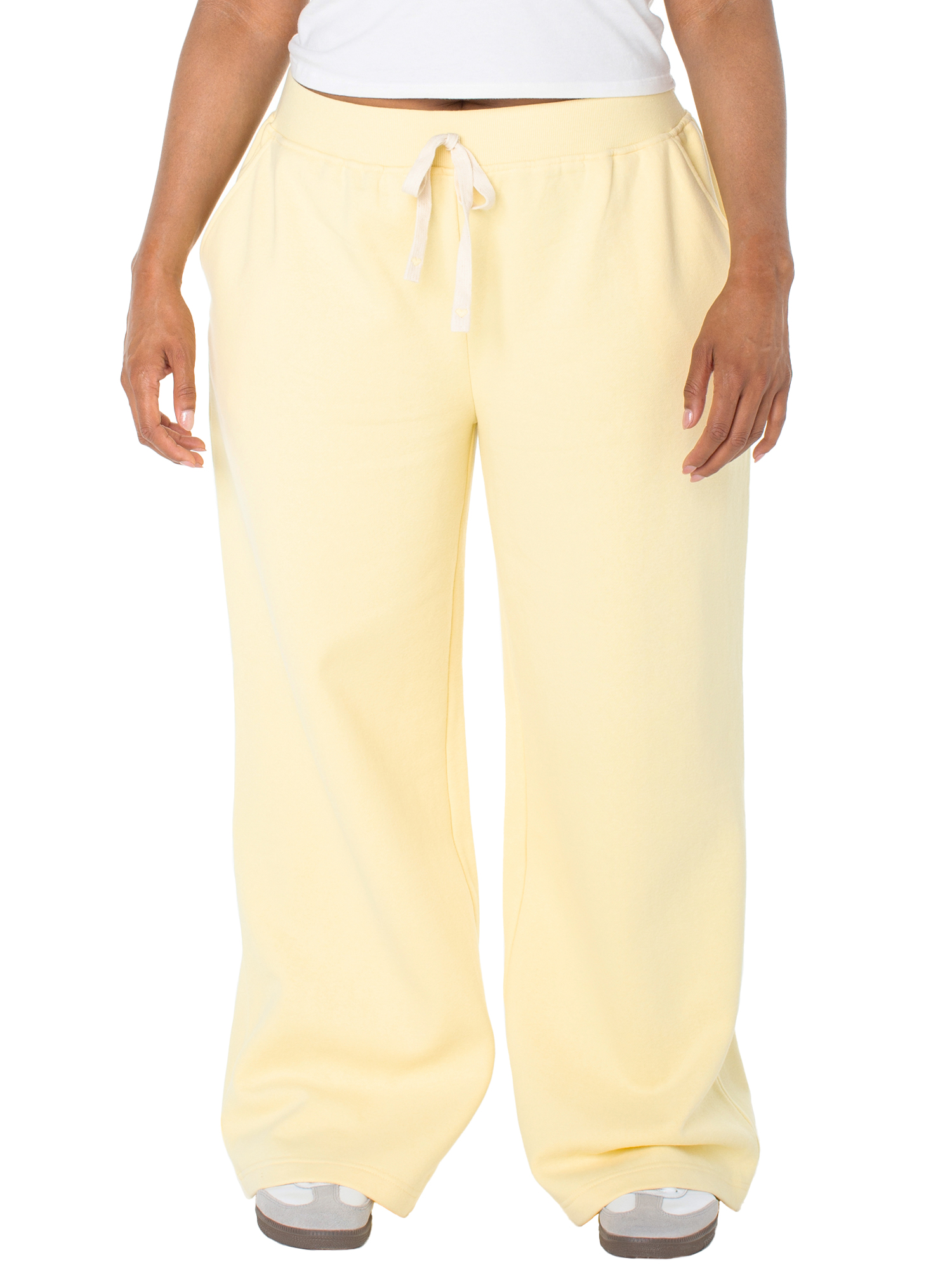 Celebrity Pink Women's and Women's Plus Wide Leg Sweatpants, Sizes XS-4X
