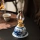 thumbnail image 5 of Decoración del hogar, apariencia de metal y cerámica. No requiere fuente de alimentación. Lámpara de aceite de porcelana azul y blanca, lámpara de escritorio, lámpara de camping para exteriores, luz d, 5 of 9