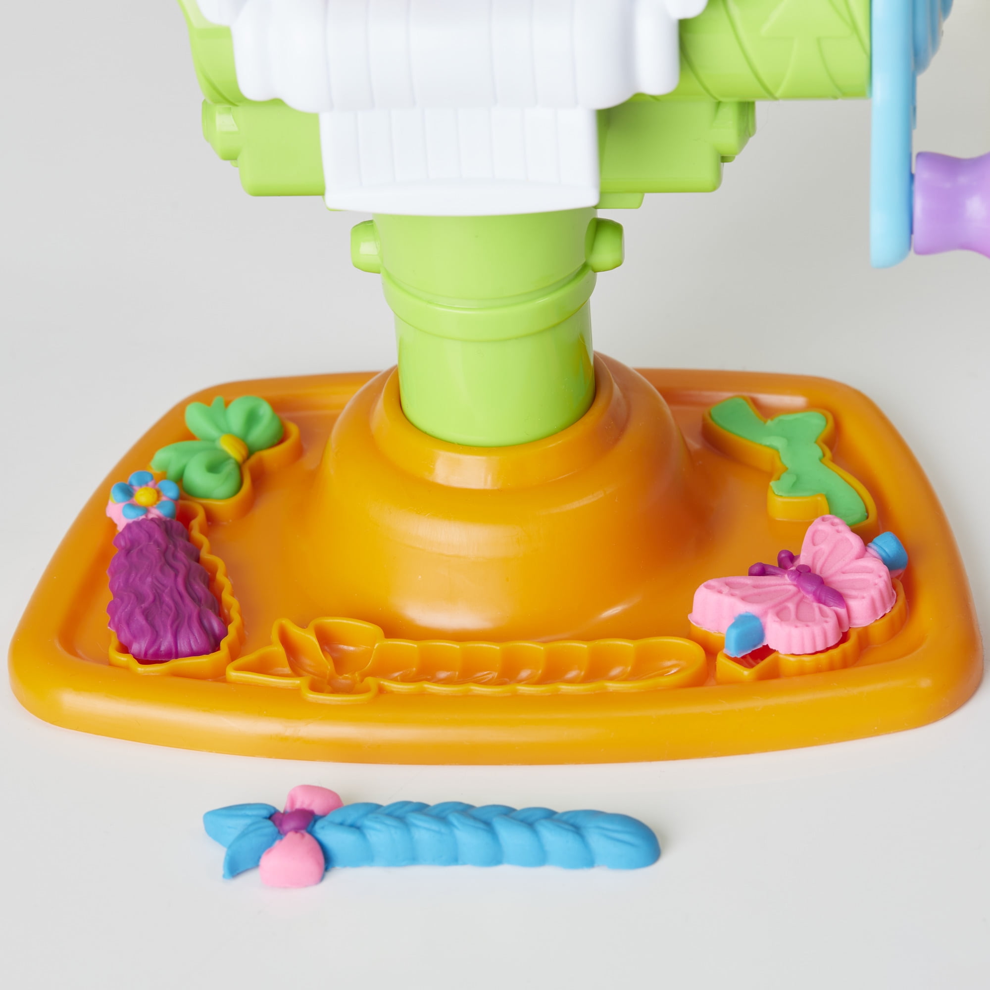 play doh buzz n cut barber shop
