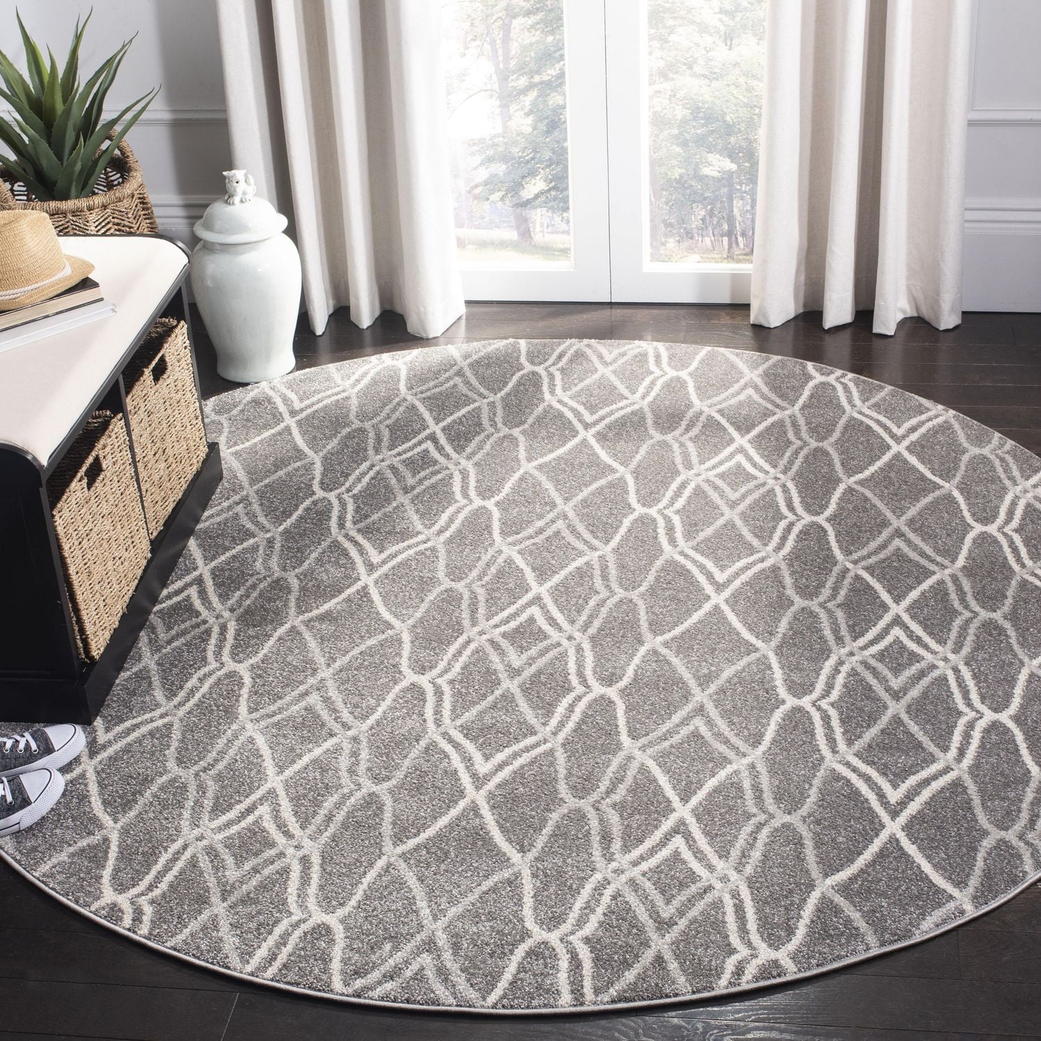 Safavieh Amherst Virginia Geometric Area Rug
