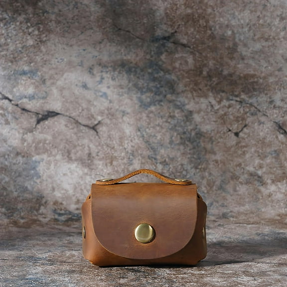 Toyvian Durable Brown Car Key Storage Bag with Smooth Surface Design