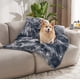 thumbnail image 4 of Manta impermeable Bedsure para perros medianos, lavable, 4 of 7