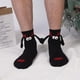thumbnail image 3 of 2 pares de calcetines navideños con forma de mano, calcetines magnéticos, unisex, divertidos, calcetines con forma de mano, calcetines navideños bonitos y novedosos, calcetines de regalo, 3 of 6